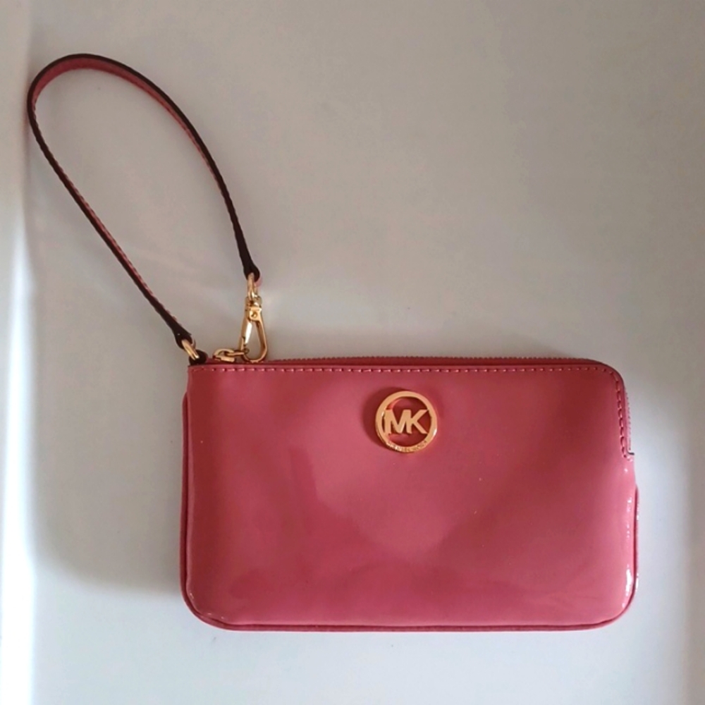 Michael Kors Wristlet